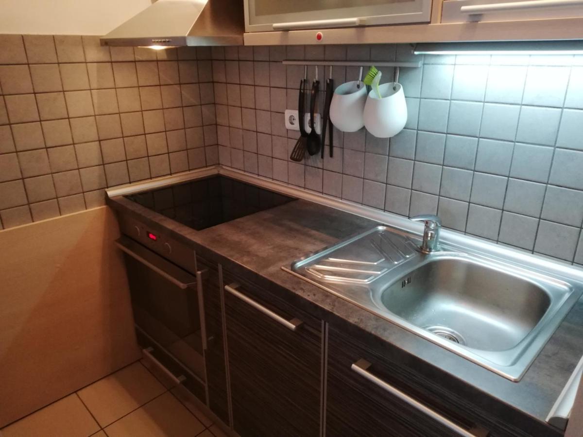 Apartman Breza Kruševac Exteriör bild