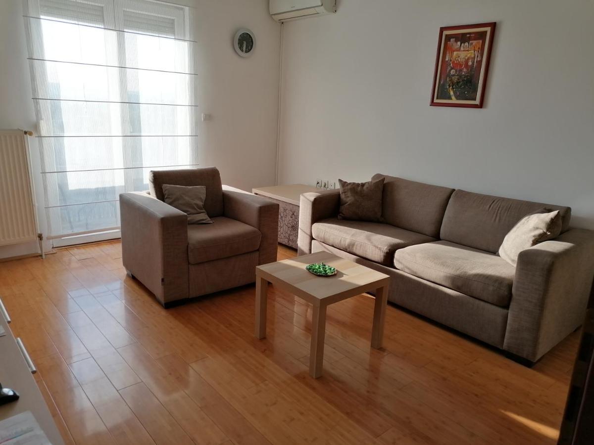 Apartman Breza Kruševac Exteriör bild