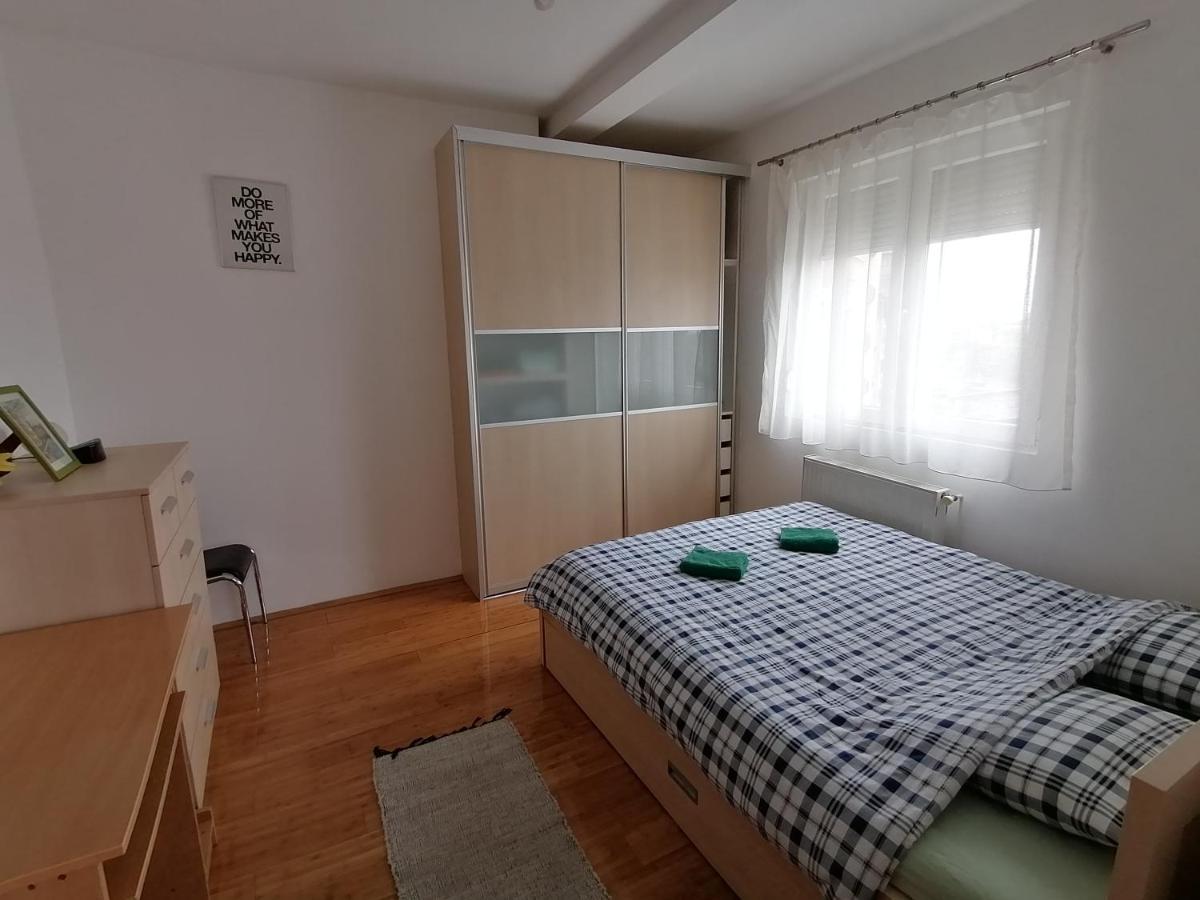 Apartman Breza Kruševac Exteriör bild
