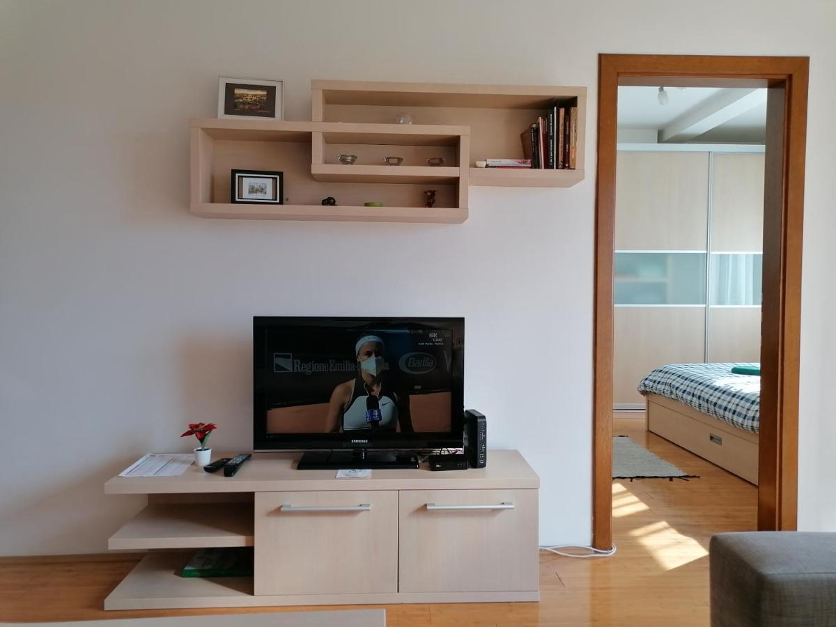 Apartman Breza Kruševac Exteriör bild