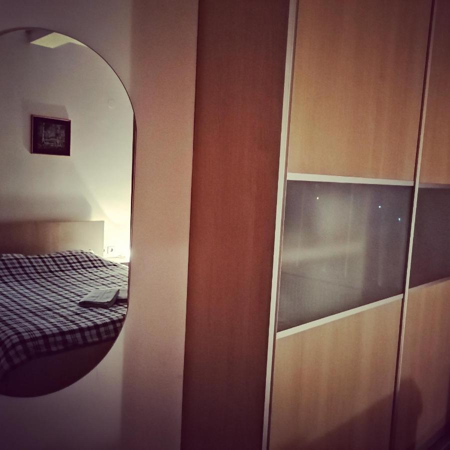 Apartman Breza Kruševac Exteriör bild